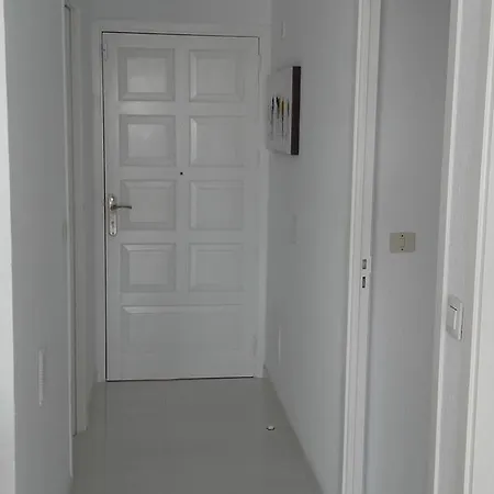 Wonderful In Callao Salvaje فيلة كالاو سالفاجي